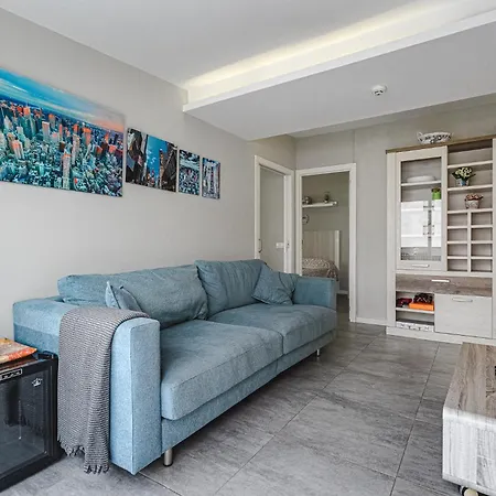 22 Avenida De Pueblos أذيخي