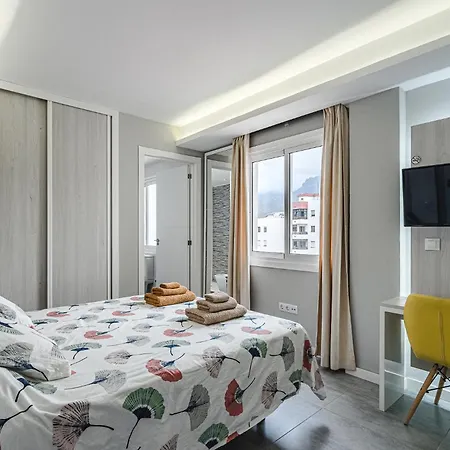 22 Avenida De Pueblos *