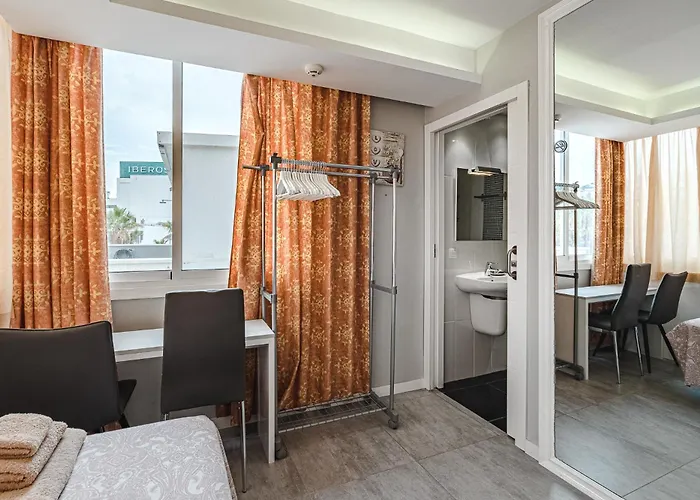 Apartment 22 Avenida De Pueblos