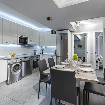 22 Avenida De Pueblos Lägenhet