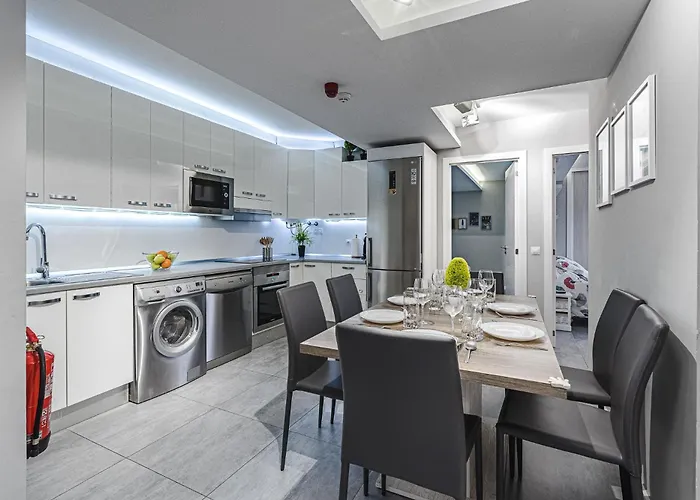 22 Avenida De Pueblos شقة